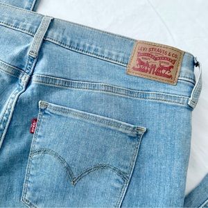 Levi’s 720 High Rise Super Skinny Women’s Jeans